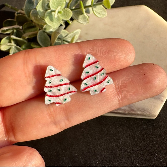 Christmas Tree Earrings Debbie cake stud - Picture 8 of 8